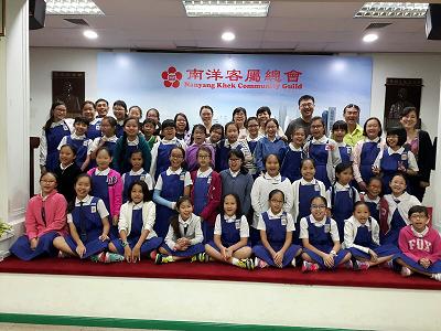 圣尼格拉女校师生拜访客总